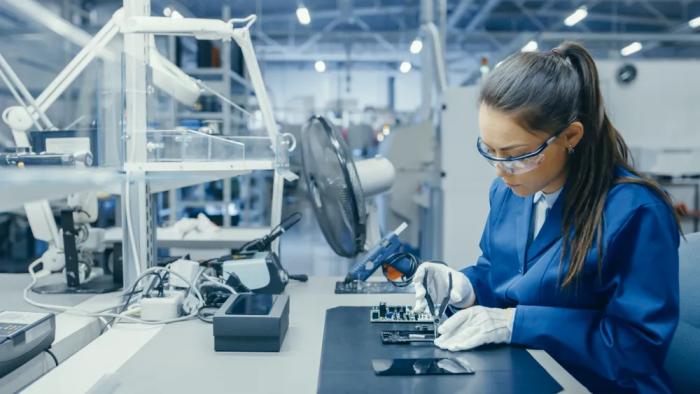 CNC Lathe processus, ac active innovate et quaerere development